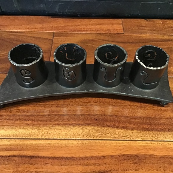 Urban Barn Hammered Metal SOUL Tealight Holder - Picture 3 of 3